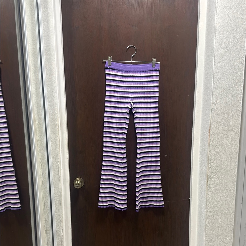 Forever 21 Purple and White Striped Leggings
